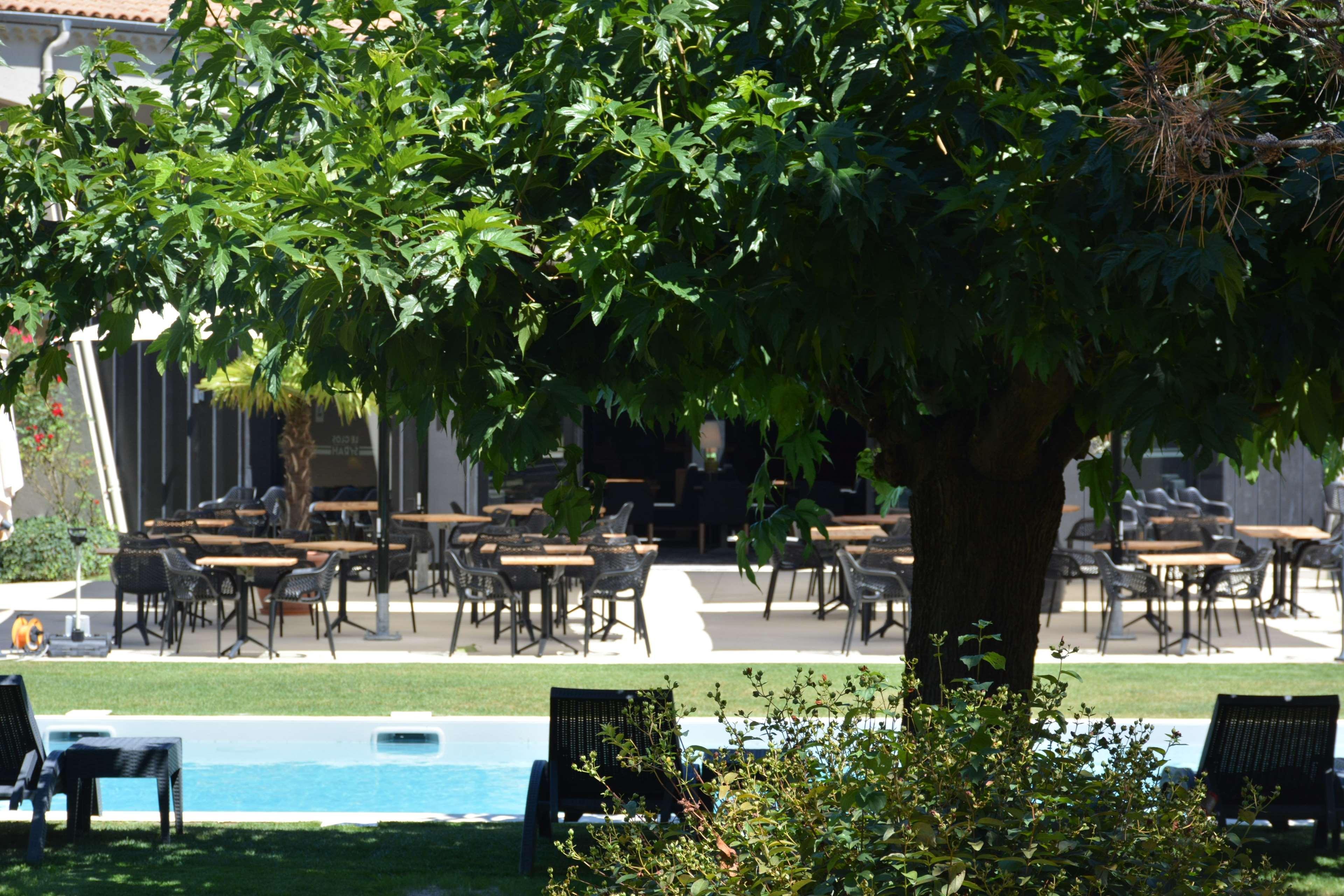 Western Clos Syrah Hotel 4*