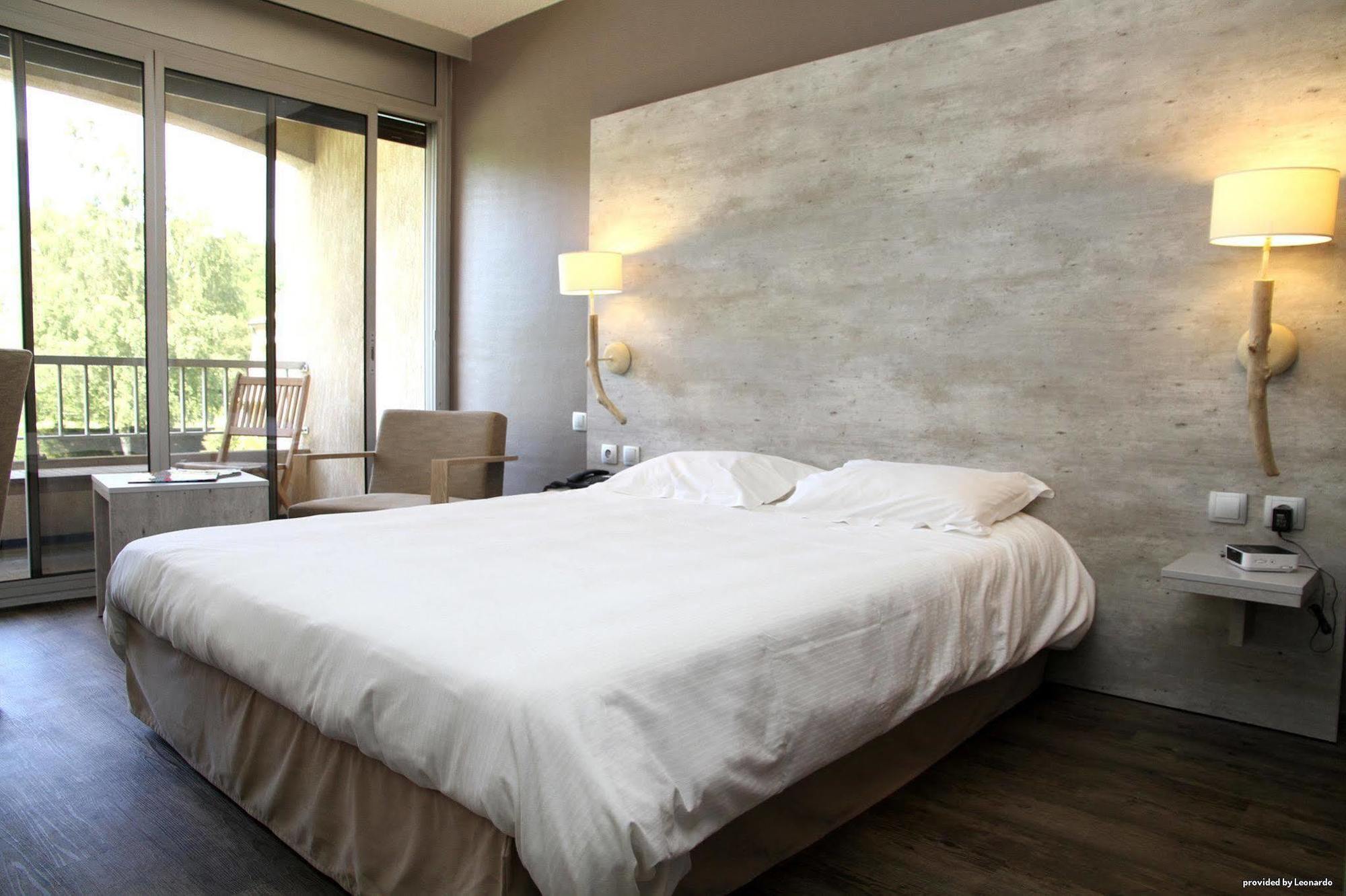 Western Clos Syrah Hotel 4*